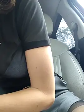 YOURLIKAA online show from April 2026 06:38:01 AM