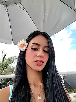 Juliana Xander online show from October 2025 02:13:01 PM