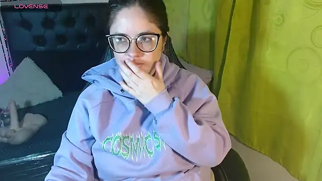 KrystalAdams online show from November 2025 01:22:02 PM