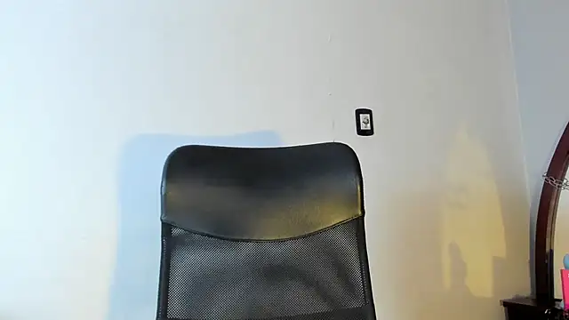 Pamela Squirtt online show from February 2026 01:27:02 PM