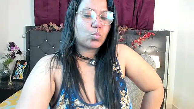 Snapshot of sofia_sorceress5 chatting on November 2025 01:11:01 AM sofia sorceress5 online show from November 2025 01:11:01 AM