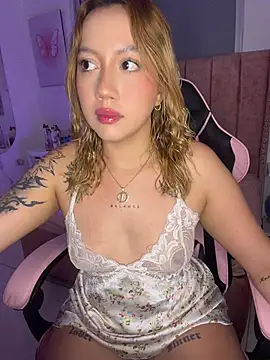 Becca Johnson u online show from July 2026 01:44:01 AM