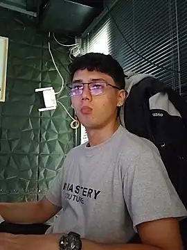 jacobs shelby online show from October 2025 02:07:01 PM