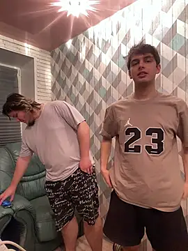 Snapshot of elliot_scott chatting on November 2025 07:02:01 PM elliot scott online show from November 2025 07:02:01 PM