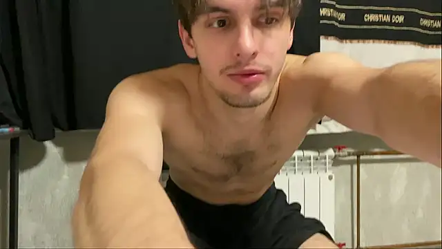 Snapshot of elliot_scott chatting on December 2025 09:43:02 PM elliot scott online show from December 2025 09:43:02 PM