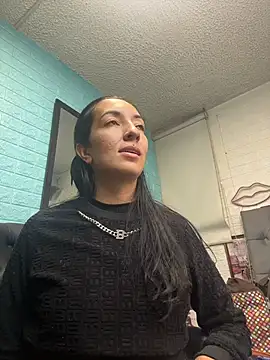 SALOME KORLAND online show from November 2025 12:28:02 PM