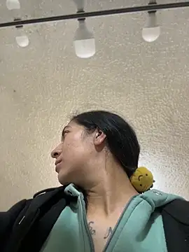 SALOME KORLAND online show from April 2026 06:52:01 PM