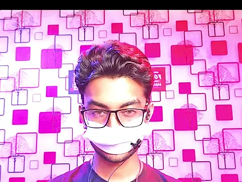 Snapshot of ChiseledCharm chatting on September 2025 08:21:02 PM ChiseledCharm online show from September 2025 08:21:02 PM