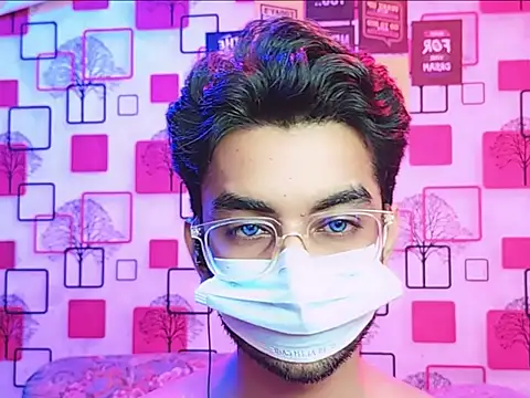 Snapshot of ChiseledCharm chatting on October 2025 07:35:02 PM ChiseledCharm online show from October 2025 07:35:02 PM