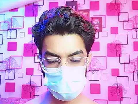 Snapshot of ChiseledCharm chatting on October 2025 07:42:02 PM ChiseledCharm online show from October 2025 07:42:02 PM