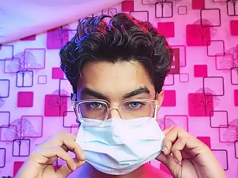 Snapshot of ChiseledCharm chatting on October 2025 06:20:02 PM ChiseledCharm online show from October 2025 06:20:02 PM