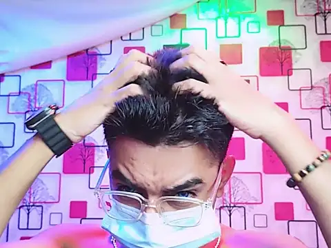 Snapshot of ChiseledCharm chatting on November 2025 07:49:02 PM ChiseledCharm online show from November 2025 07:49:02 PM