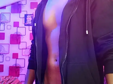 Snapshot of ChiseledCharm chatting on November 2025 07:02:01 PM ChiseledCharm online show from November 2025 07:02:01 PM