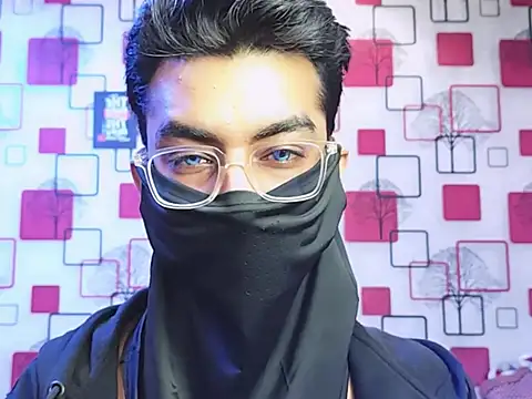 Snapshot of ChiseledCharm chatting on November 2025 08:57:01 PM ChiseledCharm online show from November 2025 08:57:01 PM