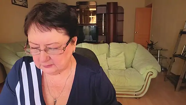 Snapshot of Margo_Moll chatting on February 2026 12:12:01 PM Margo Moll online show from February 2026 12:12:01 PM