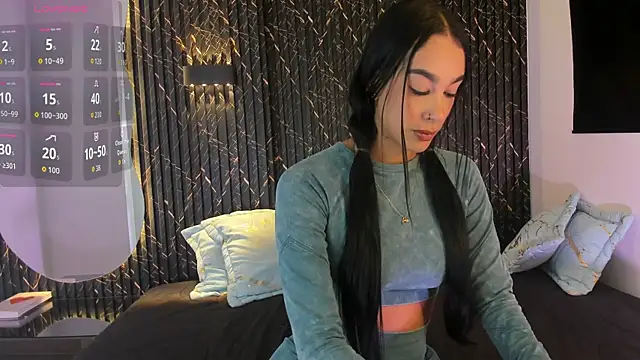 ZOETTAYLOR online show from October 2025 09:06:01 PM