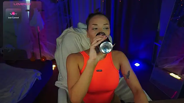 Snapshot of SPICY_KIM chatting on October 2025 05:08:01 AM SPICY KIM online show from October 2025 05:08:01 AM