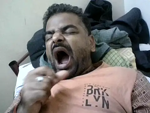 sree4143 online show from September 2025 05:23:02 PM