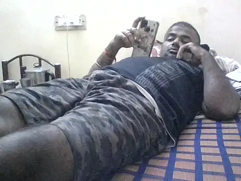 sree4143 online show from November 2025 04:31:02 PM