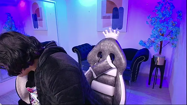 Ritsuka berry online show from December 2025 03:23:01 AM