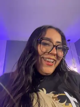 Snapshot of KatlynRous chatting on May 2026 06:57:02 PM KatlynRous online show from May 2026 06:57:02 PM