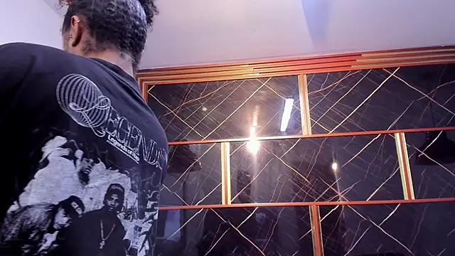 Snapshot of HannyThompson chatting on October 2025 12:34:02 PM HannyThompson online show from October 2025 12:34:02 PM