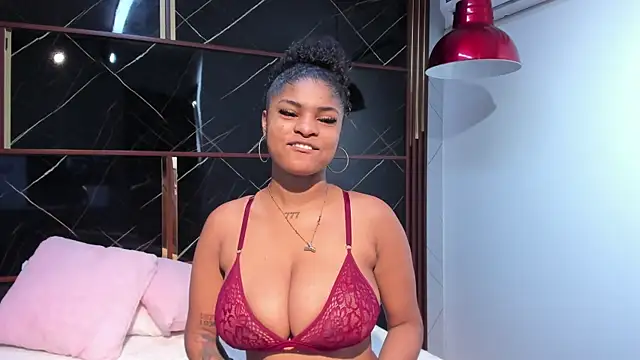 Snapshot of HannyThompson chatting on November 2025 12:48:01 PM HannyThompson online show from November 2025 12:48:01 PM