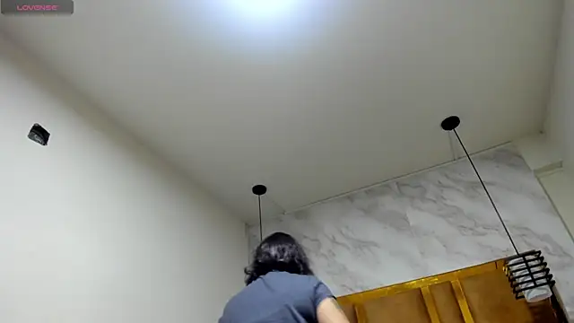 Luciifeer  online show from February 2026 06:48:01 PM