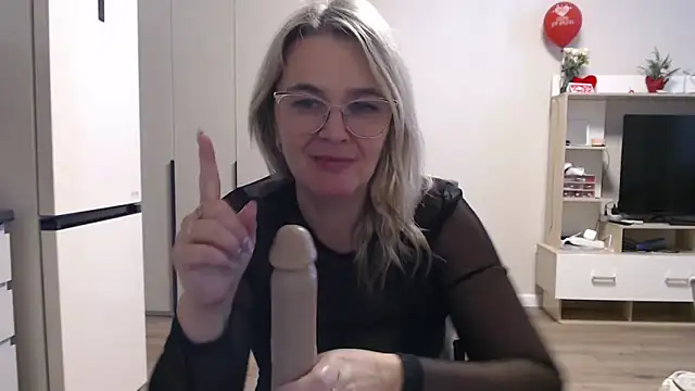 EleanoraDream online show from March 2026 07:13:02 AM