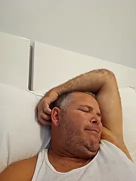 Snapshot of cubanitofeliz40 chatting on December 2025 07:42:02 PM cubanitofeliz40 online show from December 2025 07:42:02 PM