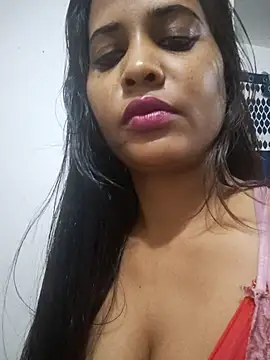 cute radhikaa online show from April 2026 06:19:01 PM