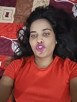 Snapshot of cute_radhikaa chatting on July 2026 06:33:01 PM cute radhikaa online show from July 2026 06:33:01 PM
