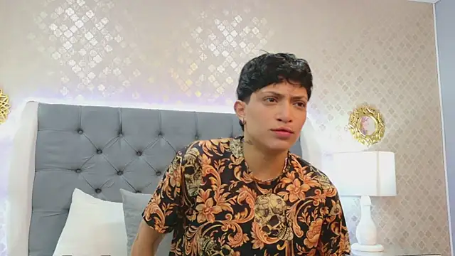 ZoeKrug online show from November 2025 11:53:02 AM