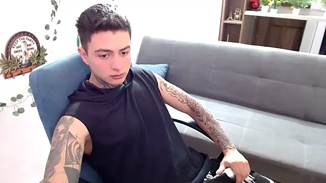 santii ss online show from April 2026 02:04:02 PM