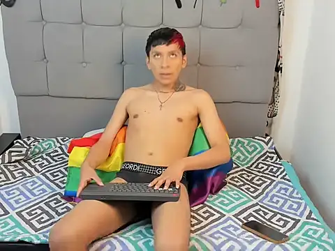 jake hott1 online show from September 2025 12:54:02 PM