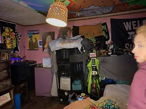 Snapshot of HodgeVibes chatting on March 2026 10:01:01 PM HodgeVibes online show from March 2026 10:01:01 PM