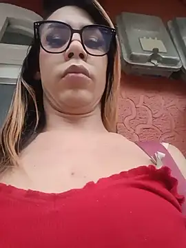 Snapshot of Daliana_Gounbolt chatting on May 2026 11:18:02 AM Daliana Gounbolt online show from May 2026 11:18:02 AM