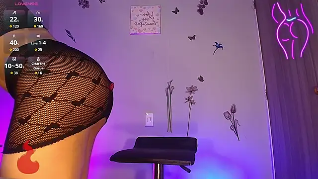 Snapshot of Barbydominant_fetish chatting on October 2025 03:09:02 PM Barbydominant fetish online show from October 2025 03:09:02 PM