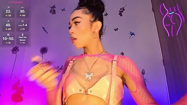 Snapshot of Barbydominant_fetish chatting on October 2025 11:15:01 PM Barbydominant fetish online show from October 2025 11:15:01 PM