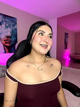 Snapshot of Celestee69 chatting on November 2025 07:50:02 PM Celestee69 online show from November 2025 07:50:02 PM