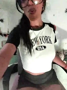 LeilaEbony online show from October 2025 11:55:01 AM