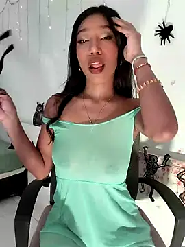 LeilaEbony online show from October 2025 12:49:02 PM