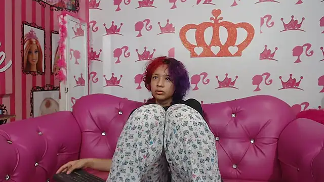 ebisu meouw online show from September 2025 01:49:01 AM