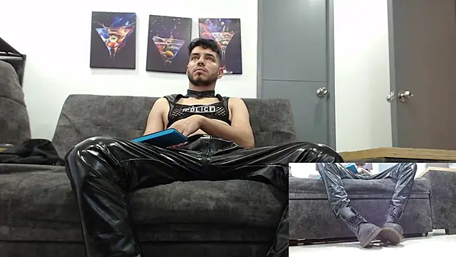 mackdaniels online show from October 2025 07:38:02 PM