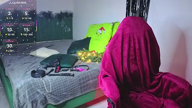 Snapshot of MilanaSkyingg chatting on December 2025 01:48:01 PM MilanaSkyingg online show from December 2025 01:48:01 PM