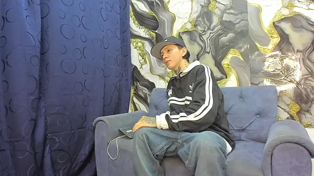 StraightBoy Nick online show from May 2026 04:54:01 AM