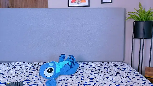 Snapshot of MeghanMure chatting on February 2026 03:51:02 AM MeghanMure online show from February 2026 03:51:02 AM