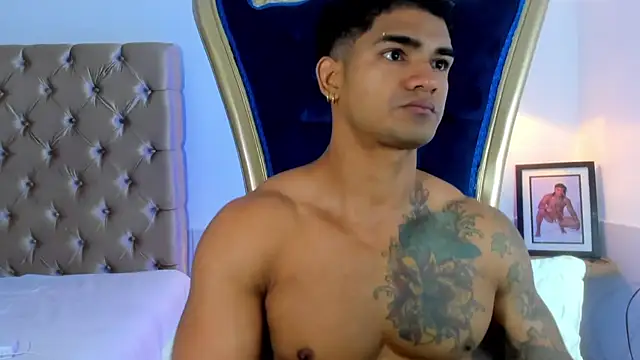 antonio  444 online show from October 2025 11:33:02 AM