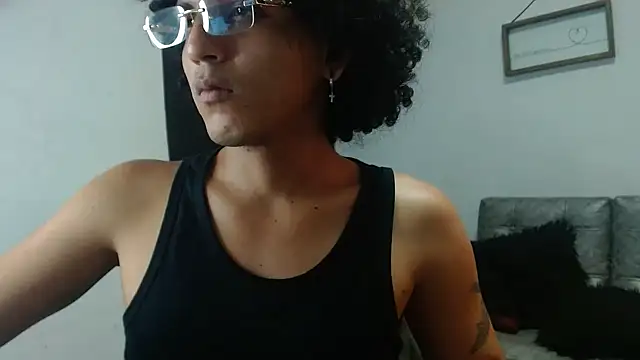 Snapshot of Xfire_boy69 chatting on October 2025 09:20:01 PM Xfire boy69 online show from October 2025 09:20:01 PM