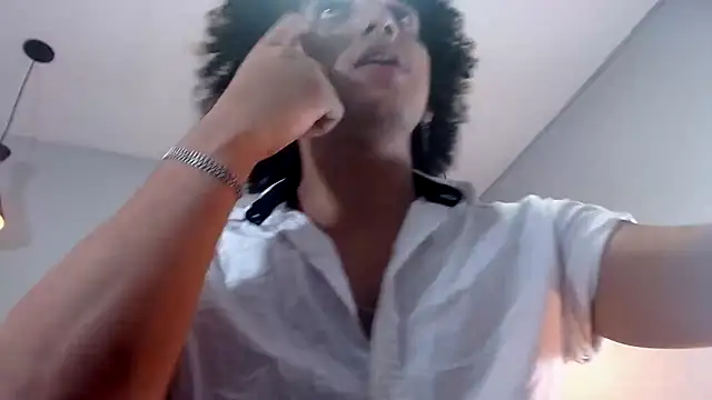 Snapshot of Xfire_boy69 chatting on November 2025 03:06:02 PM Xfire boy69 online show from November 2025 03:06:02 PM